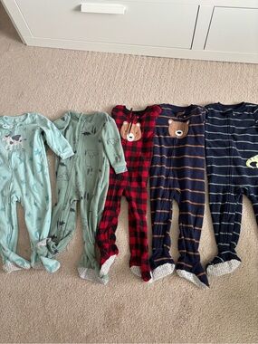 Toddler Footed One-Piece Sleepwear bundle